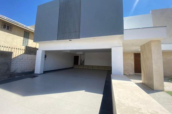 Foto de inmueble en Mariano irigoyen, Col. Jardines del Santuario C.P. 31020, Chihuahua