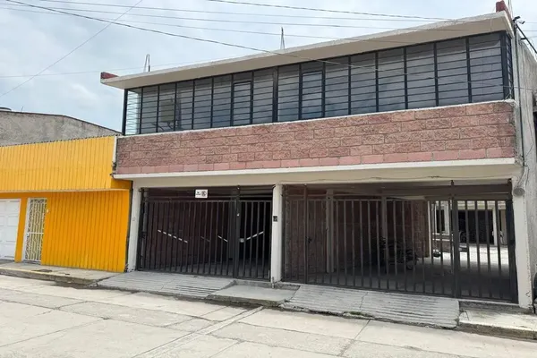 Foto de inmueble en Mariano Martínez Salinas #104, Col. Héroes del 5 de Mayo C.P. 50170, Toluca