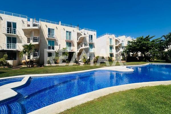 Foto de inmueble en MARINA DIAMANTE, Col. Parque Ecológico de Viveristas C.P. 39890, Acapulco de Juárez