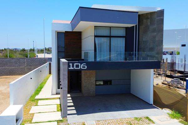 Foto de inmueble en  , Col. Marina Mazatlán C.P. 82103, Mazatlán
