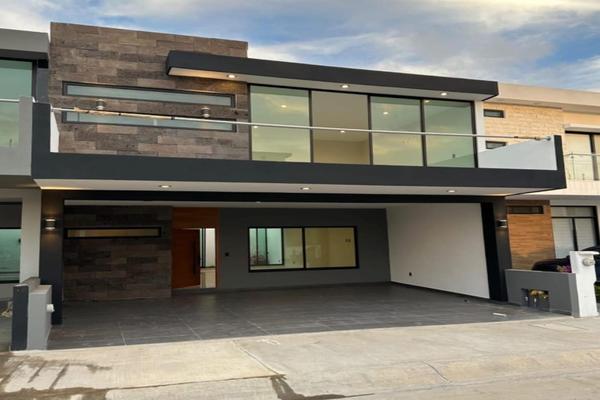 Foto de inmueble en  , Col. Marina Mazatlán C.P. 82103, Mazatlán