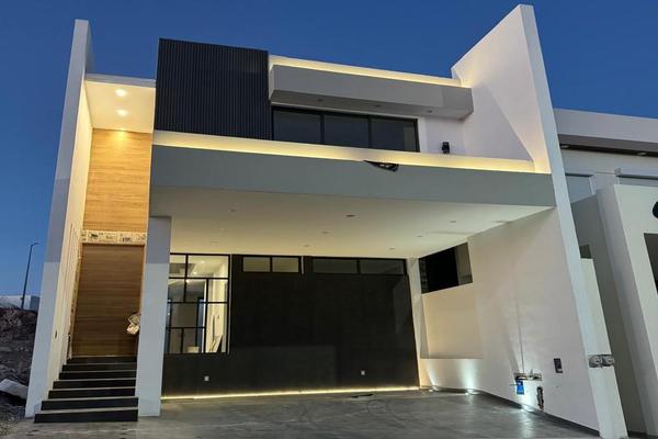 Foto de inmueble en  , Col. Marina Mazatlán C.P. 82103, Mazatlán