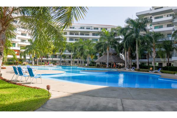 Foto de inmueble en  , Col. Marina Real C.P. 82103, Mazatlán