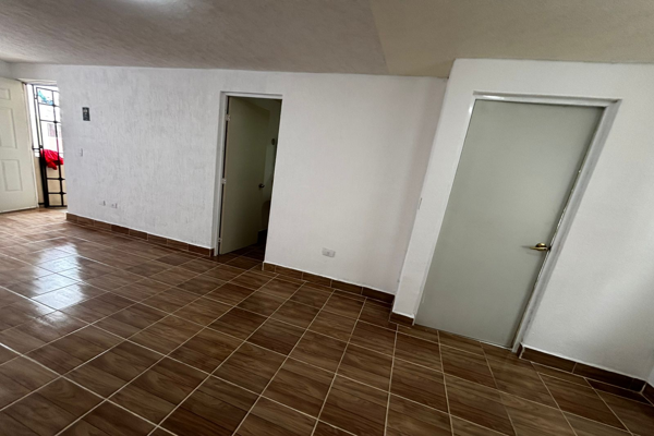 Foto de inmueble en Mario Vargas Llosa 4720, Condominio Magnolia 11F, C.P. 76118 Santiago de Querétaro, Qro., Col. Rosendo Salazar C.P. 76118, Querétaro