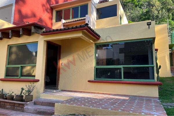 Foto de inmueble en Marita #230, Col. Bosque Camelinas C.P. 58290, Morelia
