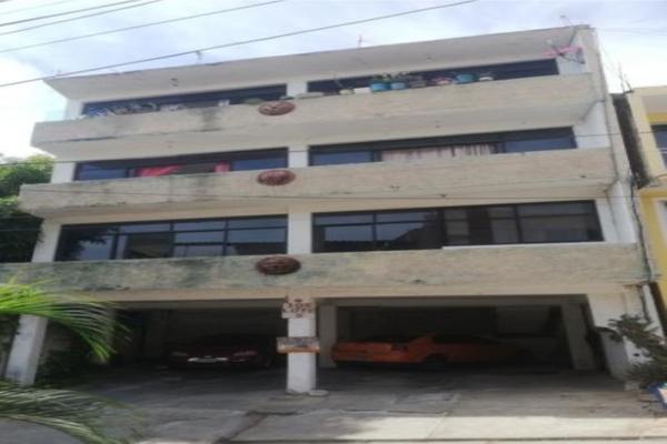 Foto de inmueble en  , Col. Marroquín C.P. 39640, Acapulco de Juárez