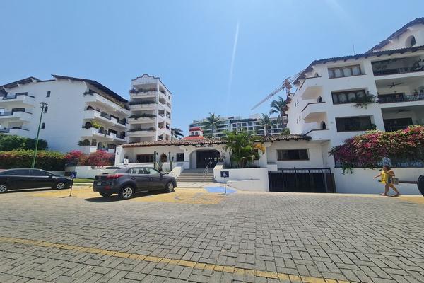 Foto de inmueble en MÁSTIL, Col. Marina Vallarta C.P. 48335, Puerto Vallarta