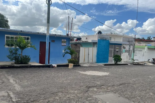 Foto de inmueble en Mazatlán #296, Col. Fernando López Arias C.P. 91820, Veracruz