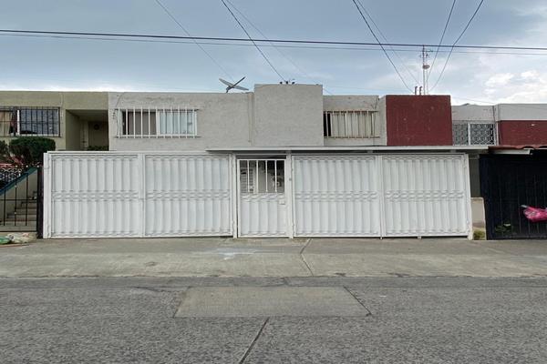 Foto de inmueble en Medina del Campo, Col. Lomas de Zapopan C.P. 45130, Zapopan