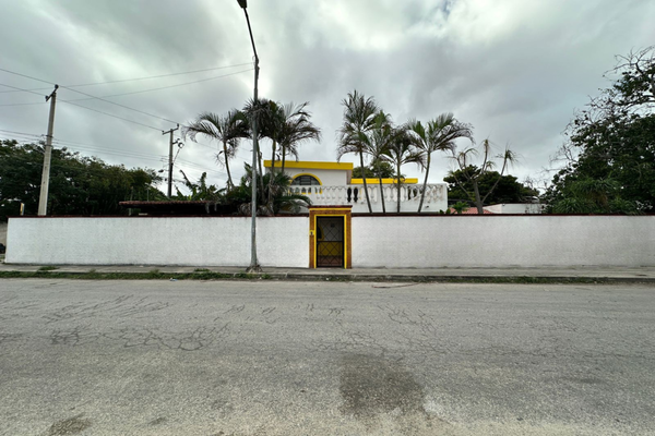 Foto de inmueble en Merida, Col. Emiliano Zapata Ote C.P. 97144, Mérida