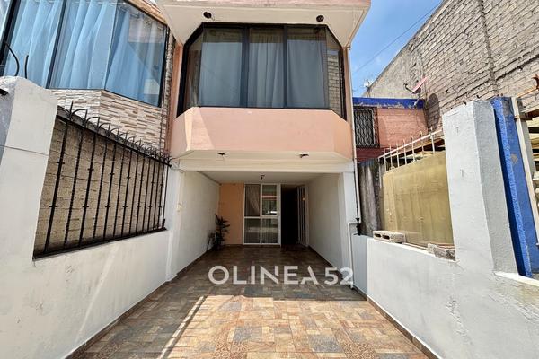 Foto de inmueble en MEXICO TULYEHUALCO, Col. Los Mirasoles C.P. 09910, Iztapalapa