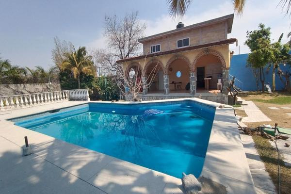 Foto de inmueble en  , Col. Miguel Hidalgo C.P. 62790, Xochitepec