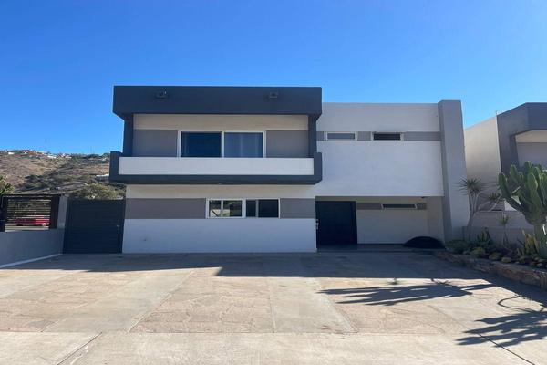 Foto de inmueble en Miguel Hidalgo y Costilla, Col. Las Palmas III C.P. 22863, Ensenada