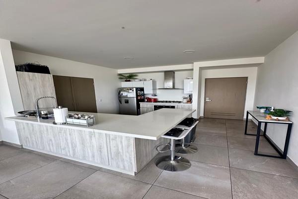 Foto de inmueble en Miguel Hidalgo y costilla, Col. Obispado C.P. 64060, Monterrey
