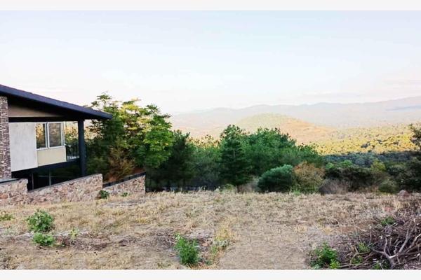 Foto de inmueble en  , Col. Misión de la Montaña C.P. 58350, Morelia
