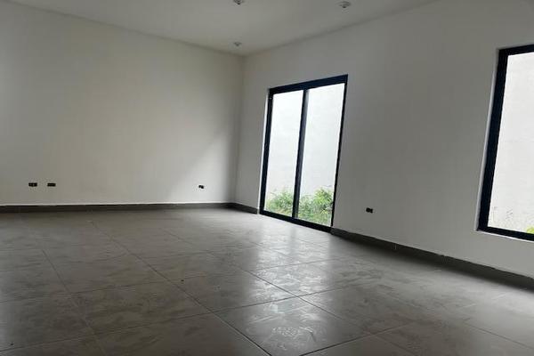 Foto de inmueble en  , Col. Misión de Las Flores C.P. 66648, Apodaca