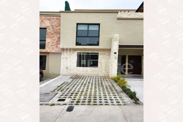 Foto de inmueble en  , Col. Misión Riviera C.P. 76148, Querétaro