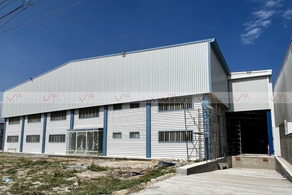 Foto de inmueble en Mitras Poniente, Col. Mitras Poniente Sector Jerez C.P. 66023, García
