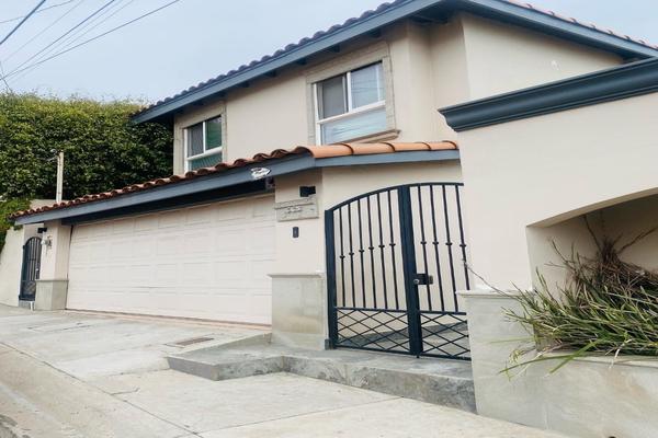 Foto de inmueble en O, Col. Moderna C.P. 22860, Ensenada