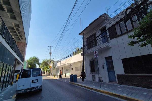 Foto de inmueble en Modesto Arreola, Col. Monterrey Centro C.P. 64000, Monterrey