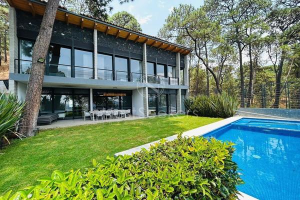 Foto de inmueble en  , Col. Monte Alto C.P. 51229, Valle de Bravo