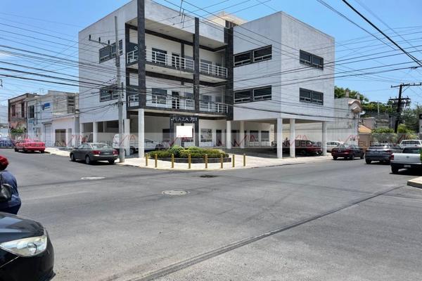 Foto de inmueble en Monterrey Centro, Col. Monterrey Centro C.P. 64000, Monterrey
