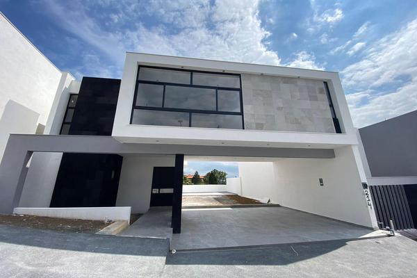Foto de inmueble en  , Col. Monterrey Centro C.P. 64000, Monterrey