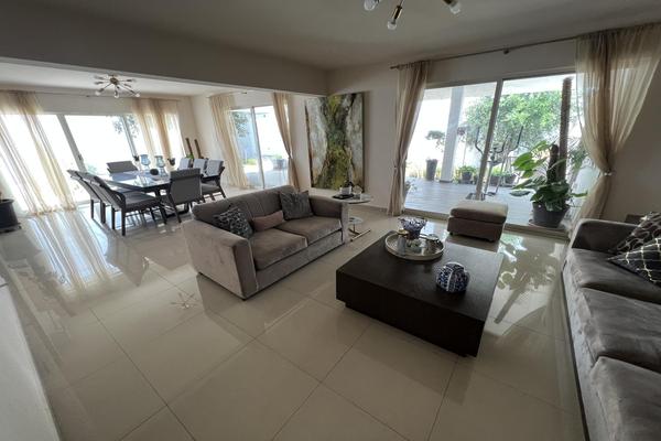 Foto de inmueble en  , Col. Monterrey Centro C.P. 64000, Monterrey