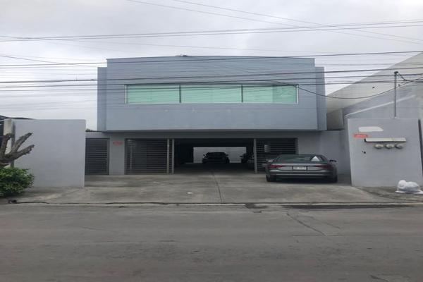 Foto de inmueble en  , Col. Monterrey Centro C.P. 64000, Monterrey