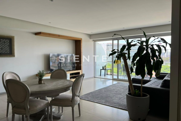 Foto de inmueble en MONTEVIDEO, Col. Colinas de San Javier C.P. 44660, Guadalajara