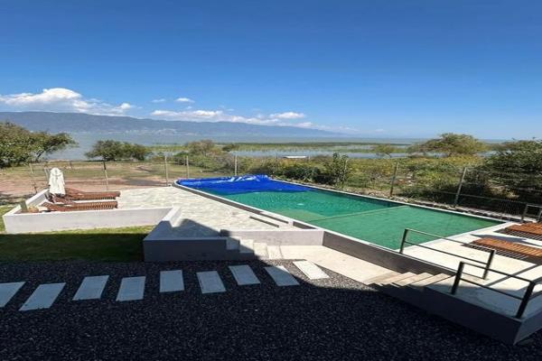 Foto de inmueble en Morelos #20, Col. Jocotepec Centro C.P. 45800, Jocotepec