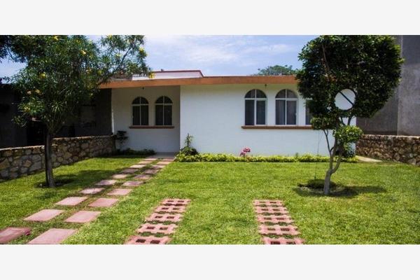 Foto de inmueble en morelos, Col. Jicarero C.P. 62909, Jojutla