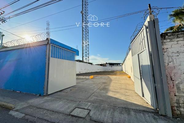 Foto de inmueble en Morelos, Col. Tala Centro C.P. 45300, Tala