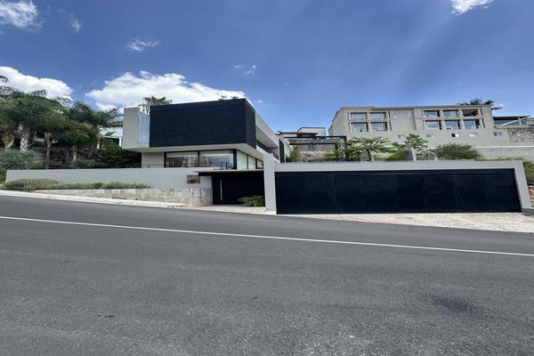 Foto de inmueble en Moscovita, Col. El Pedregal de Querétaro C.P. 76144, Querétaro