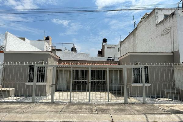 Foto de inmueble en Murillo, Col. Santa Anita C.P. 45600, San Pedro Tlaquepaque