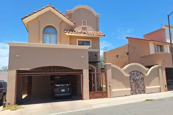 Foto de inmueble en N #2, Col. El Conquistador Residencial C.P. 83224, Hermosillo