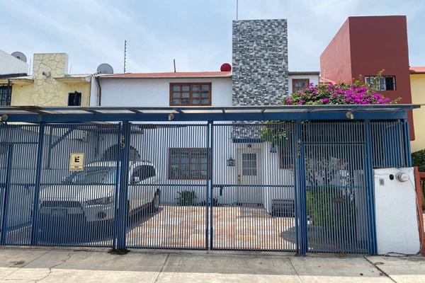 Foto de inmueble en NARANJEROS, Col. Villa Tlalpan C.P. 14630, Tlalpan