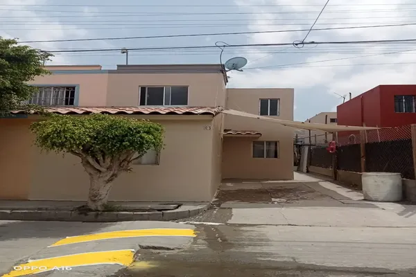 Foto de inmueble en Naranjos #1, Col. Ribera del Bosque C.P. 22204, Tijuana