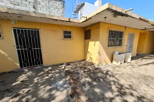 Foto de inmueble en Nassau esquina barriles, Col. Astilleros de Veracruz C.P. 91800, Veracruz