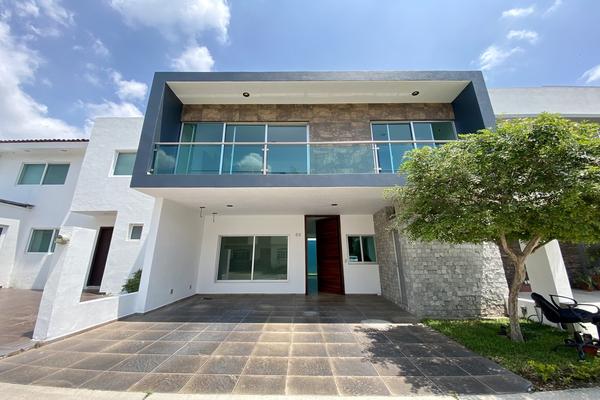 Foto de inmueble en Navia, Col. Nueva Galicia Residencial C.P. 45645, Tlajomulco de Zúñiga