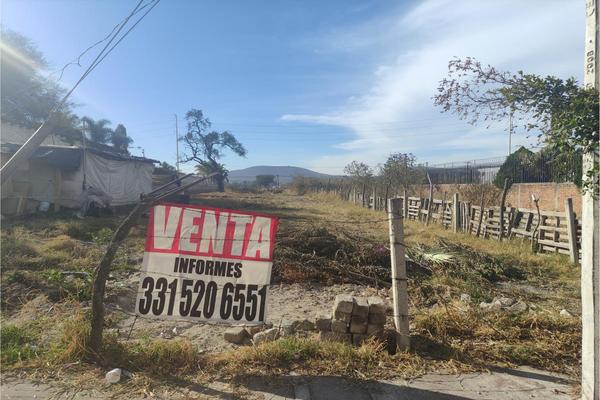 Foto de inmueble en Nicolás Bravo #28, Col. Santa Cruz de la Loma (Tepetates) C.P. 45644, Tlajomulco de Zúñiga