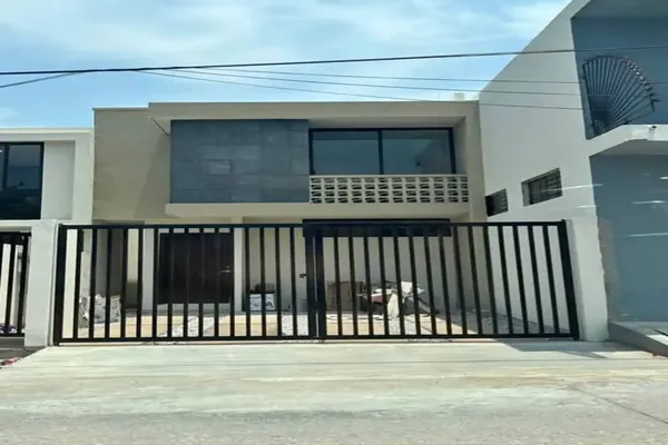 Foto de inmueble en  , Col. Niños Héroes C.P. 89359, Tampico
