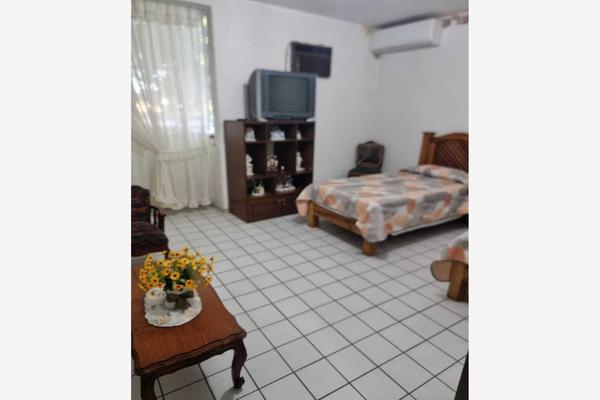 Foto de inmueble en Nogal #1268, Col. Del Fresno 1a. Sección C.P. 44900, Guadalajara