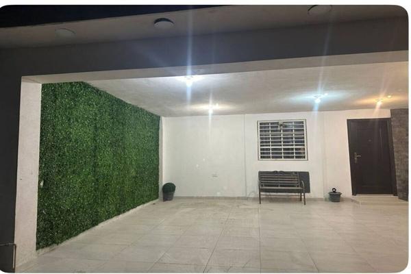Foto de inmueble en Nogal, Col. Balcones de Santa Rosa 1 C.P. 66610, Apodaca