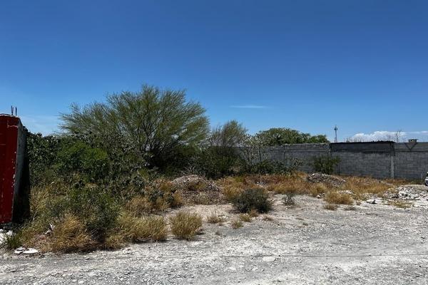 Foto de inmueble en Nogalar, Col. El Mirador C.P. 65550, Ciénega de Flores