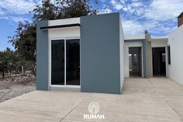 Foto de inmueble en NOGALEA, Col. Jaripillo C.P. 82136, Mazatlán