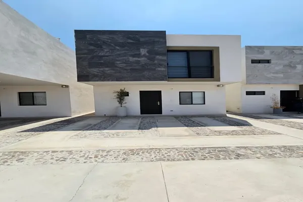 Foto de inmueble en NOGALERA #00, Col. Gómez Palacio Centro C.P. 35000, Gómez Palacio