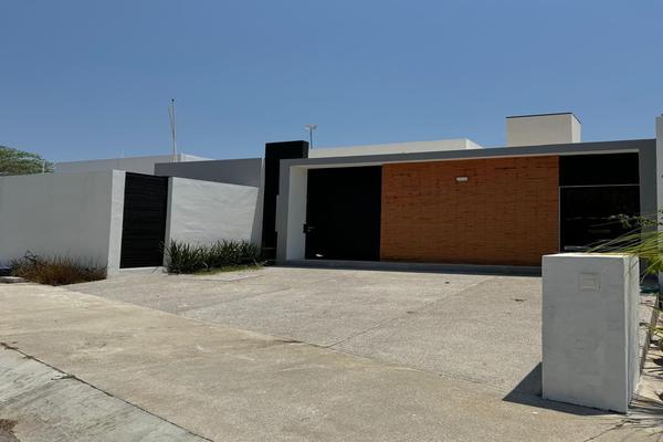 Foto de inmueble en Nogueras, Col. Nogueras C.P. 28454, Comala