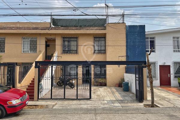 Foto de inmueble en Novillero, Col. Hacienda Del Tepeyac C.P. 45053, Zapopan