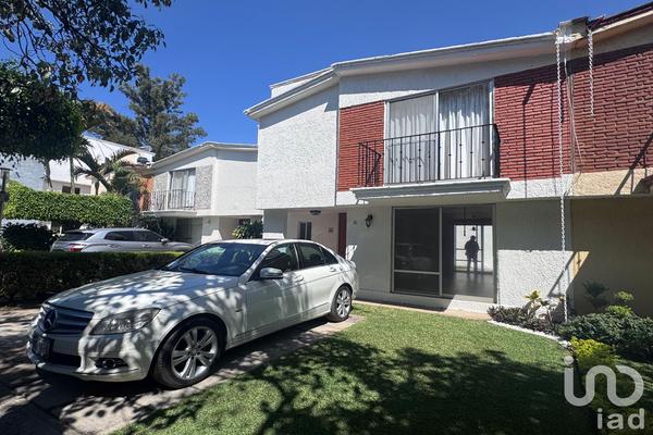Foto de inmueble en Nueva Italia #588, Col. Lomas de Cortes C.P. 62248, Cuernavaca